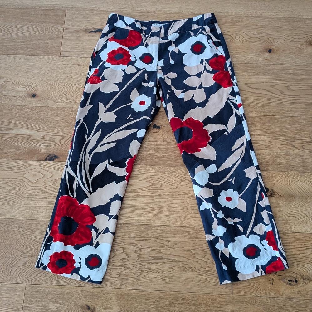 Trina Turk Woman's Navy Cropped Pants Floral Print Cottagecore Size 4 #191506